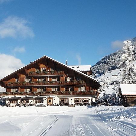 Hotel Alpenland Gstaad Kültér fotó